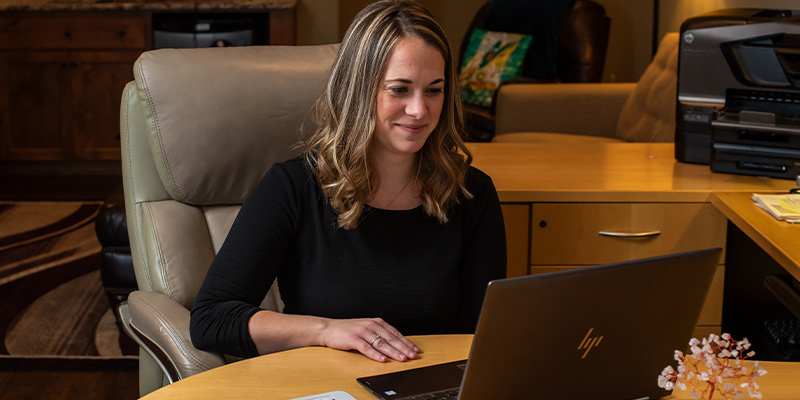 catie-health-coach Catie Parks doing virtual health coaching